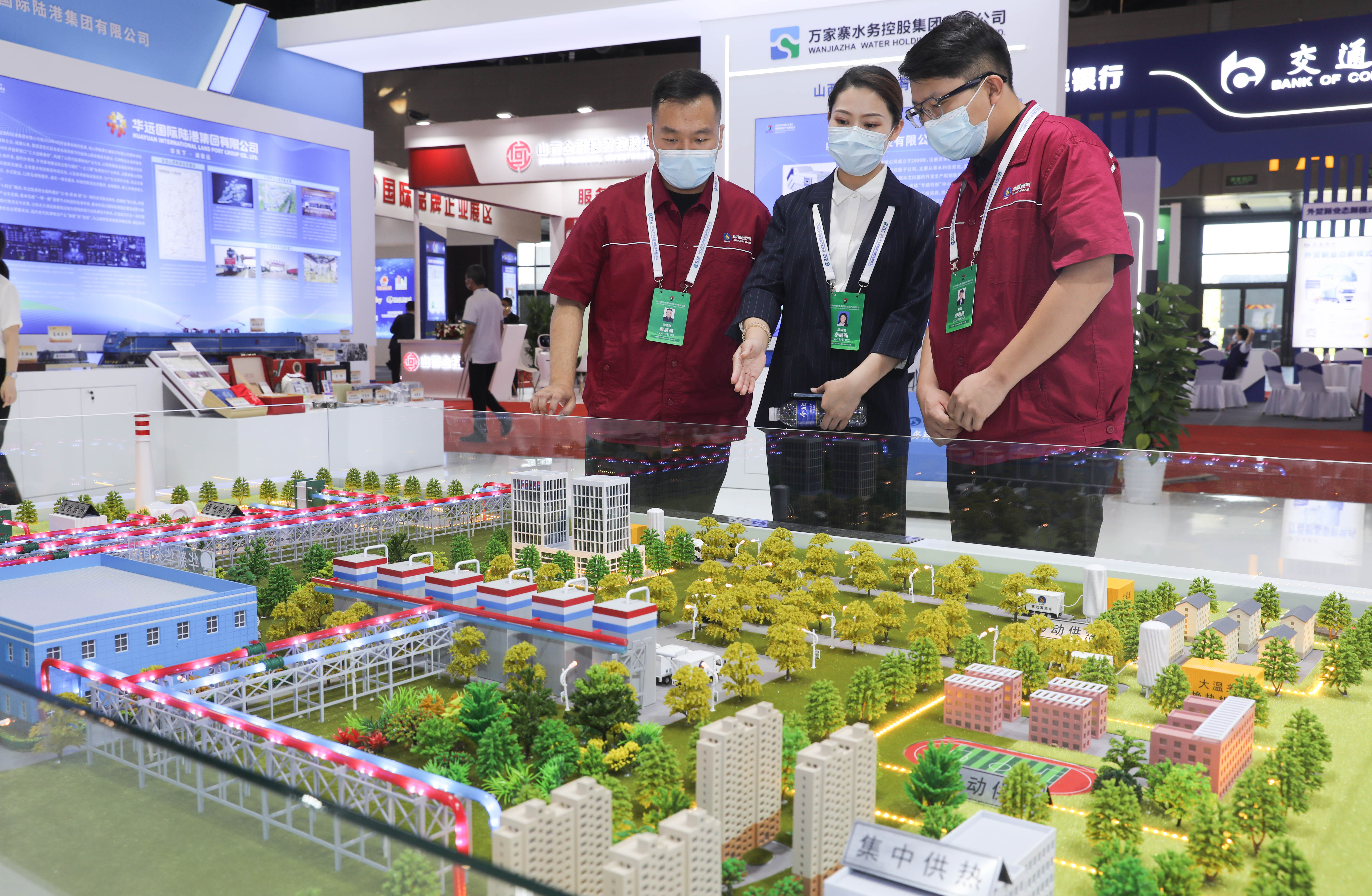 工業低品位余熱回收暨移動供熱模型。