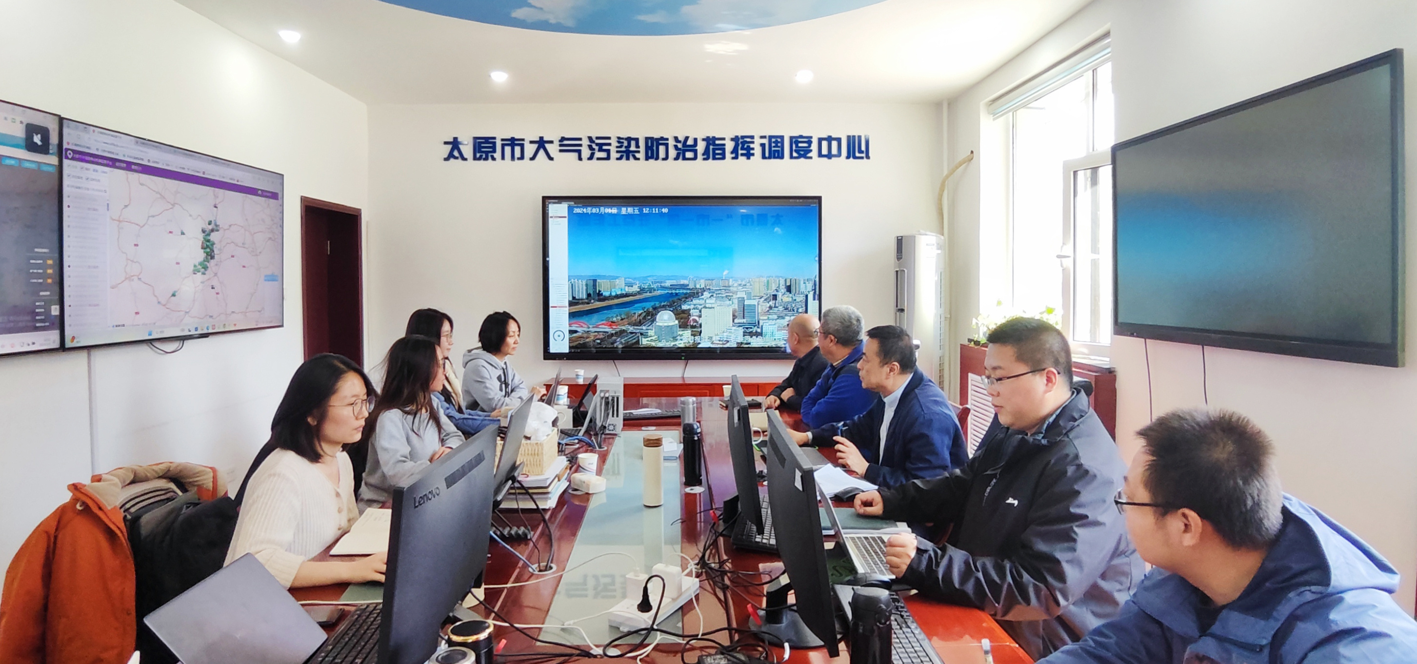 太原市大氣污染防治指揮調度中心。焦搏文 攝
