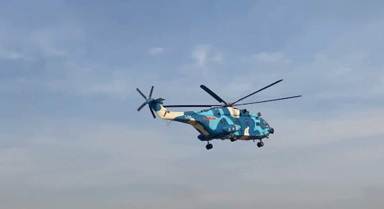 直升機的燃油一般儲存在什么地方？